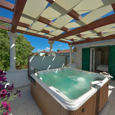 Holiday home Holiday Home Bila Vila By Interhome Zadar