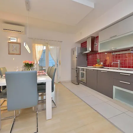 Bila By Interhome בית נופש זאדאר