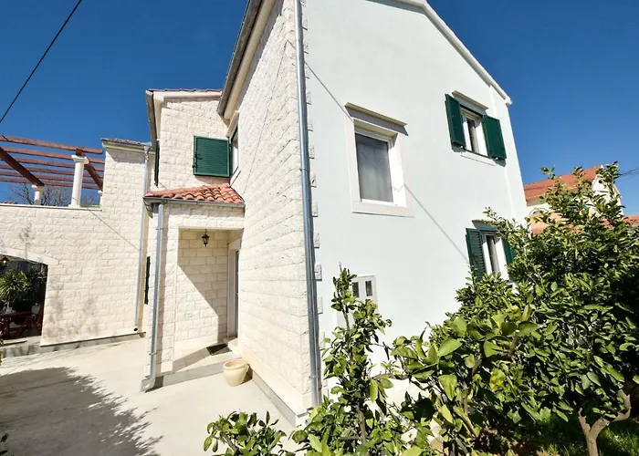 Holiday home Holiday Home Bila Vila By Interhome *